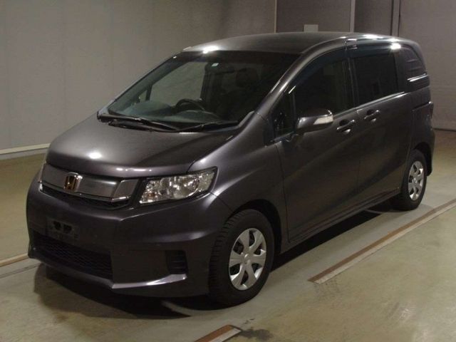 400 Honda Freed spike GB3 2014 г. (TAA Hyogo)